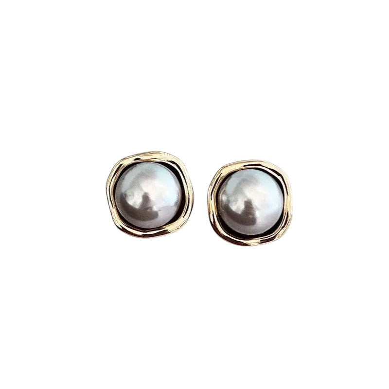 Elegant Black Pearl Earrings